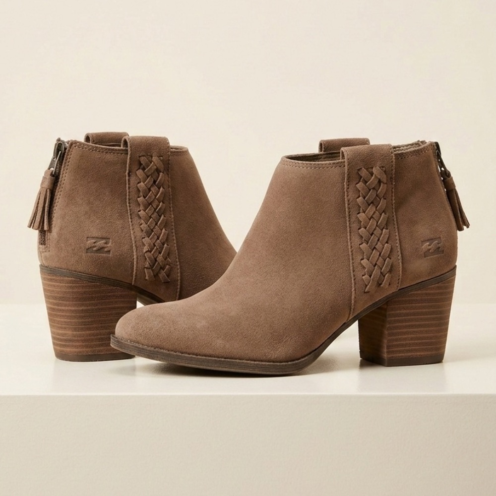 ⭐️2/50$ BillaBong Boho Nico Ankle Booties Faux Suede